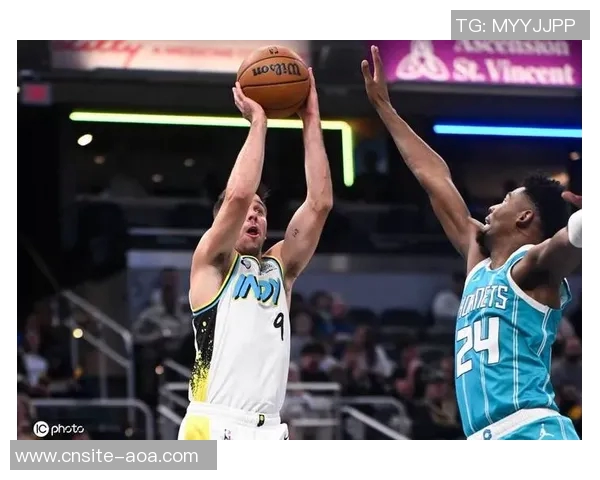 哈珀状态低迷全场11投仅中1仅得3分4篮板6助攻表现惨淡